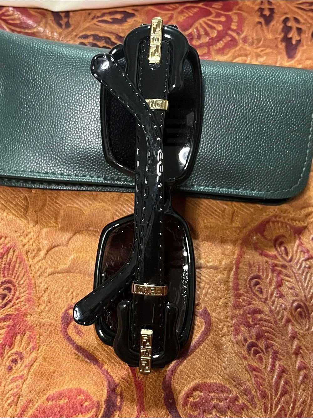 Fendi Black Women's Sunglasses with Green Case